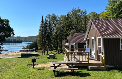 Eagle Bay Cabin | 2 Bedroom Cabin on 4th Lake @ Eagle Bay Village