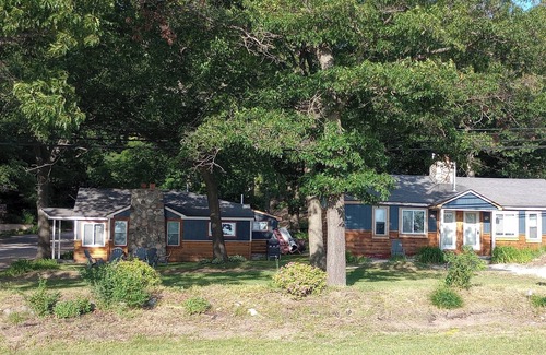 Gaylord Cabin | 2-Bedroom Cabin - Otsego Lake