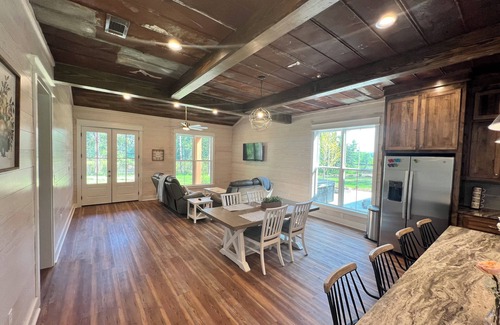 Seminary Cabin | 2-bedroom cabin overlooking a private lake with dock and kayaks