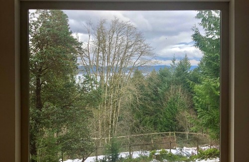 Salt Spring Island House | 2-bedroom cabin with water/mountain view, on quiet street near trails