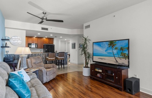 Pelican Condo | 2 Bedroom Cape Harbour Condo