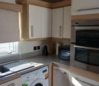 St George Resort | 2 bedroom caravan with large decking