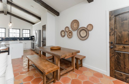 Nemo Cottage | 2 Bedroom Casita (1 King, 2 Queens)