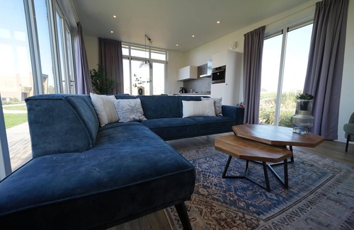 Hindeloopen House | 2-bedroom chalet with terrace