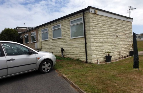 Sandown Ski Chalet | 2 Bedroom Chalet With Private Decking