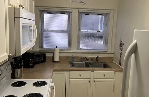 Princeton Apartment | 2 Bedroom City N Walker 201 Pets Allowed