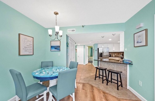 Fort Walton Beach Condo | 2 Bedroom Condo on the Beach at Okaloosa Island