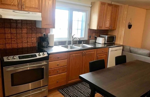 Longueuil Apartment | 2-bedroom condo 15 min Montreal downtown