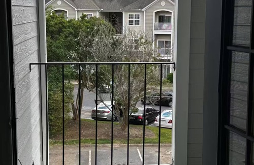 Charlotte Condo | 2-bedroom condo in Charlotte w WiFi, minutes to University area or Uptown