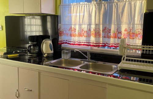 Choiseul Quarter Condo | 2-bedroom condo in charming Choiseul with AC, WiFi. Book now