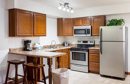 DuBois Condo | 2 Bedroom Condo in Lakeside Resort Community (1 King & 2 Queen Beds)