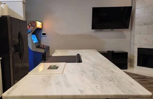 Lake Highlands Condo | 2-bedroom condo just 9 minutes drive to Galleria Dallas