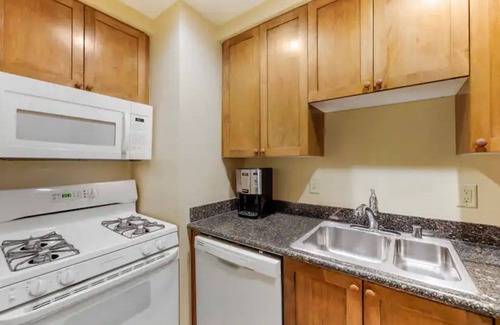 Enterprise Condo | 2 Bedroom Condo, Sleeps 6, at Hilton Cancun Las Vegas!