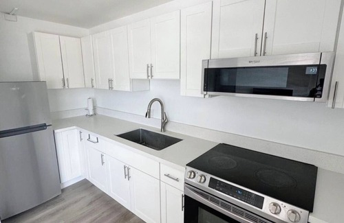 Mokuleia Condo | 2-bedroom condo steps to the beach!🏝️