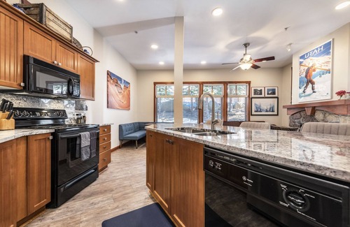 Salt Lake Mountain Resorts Condo | 2-bedroom condo steps from Solitude Resort Ski Lifts