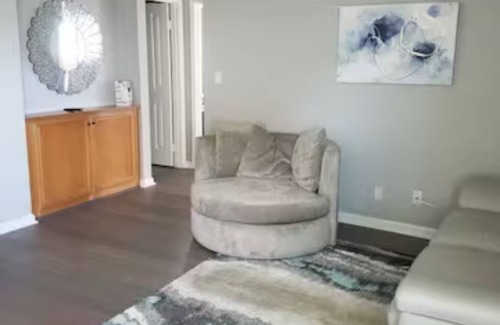 Clairemont Mesa East Condo | 2 Bedroom Condo with Pool Perfect for Long Term!