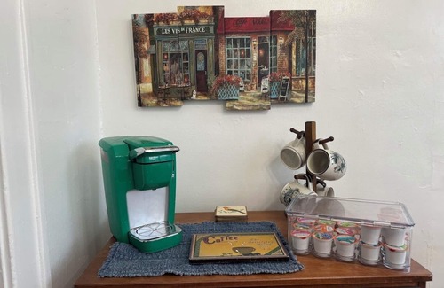 Ottumwa Apartment | 2-bedroom corporate apartment in delightful Ottumwa with AC, WiFi