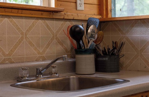 Gravenhurst Cabin | 2-Bedroom Cottage #4 - Monterey Pine