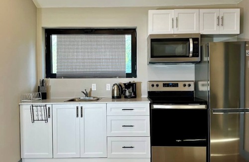 Harwood Cabin | 2 Bedroom Cottage #7: Willow Bay