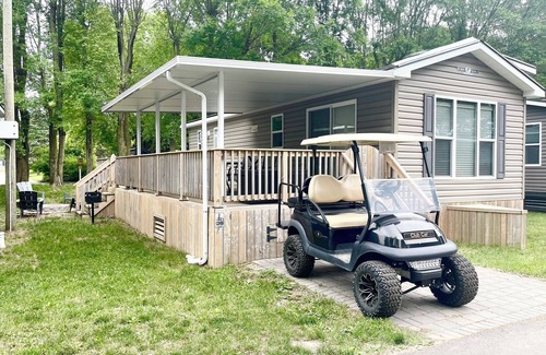 Ontario Cottage | 2-Bedroom Cottage Near Elcho Beach & Funplex–Perfect for Relaxation & Adventure!