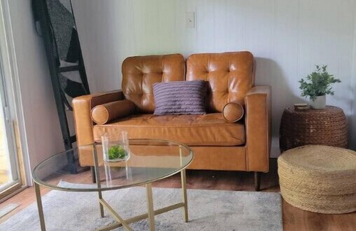 Coloma Cottage | 2 bedroom cottage in coloma