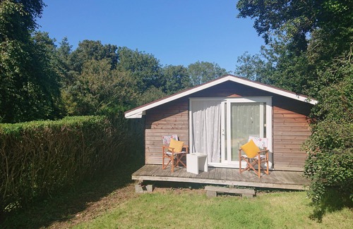 Edern Cottage | 2 Bedroom Cottage, Large Private Garden, Dog/Child Friendly, 15min walk to beach