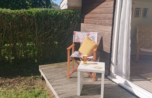 Edern Cottage | 2 Bedroom Cottage, Large Private Garden, Dog/Child Friendly, 15min walk to beach