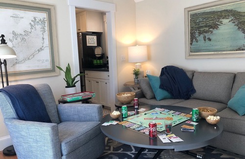 Falmouth Cottage | 2-bedroom cottage plus bunkhouse in Historic Falmouth Center