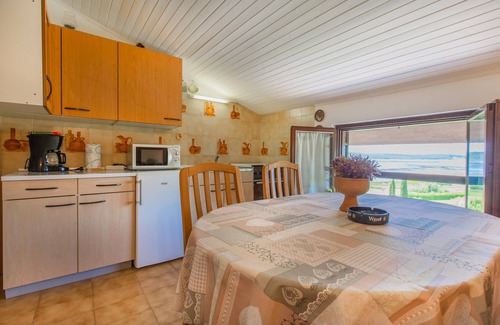 Piran Apartment | 2 bedroom cozy apartment in Secovlje