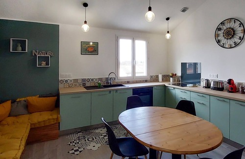 Vayres Apartment | 2 bedroom cozy apartment in Vayres