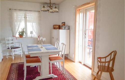 Kosta House | 2 Bedroom Cozy Home In Kosta