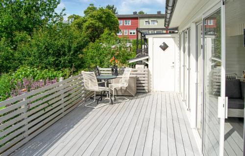 Skarholmen House | 2 Bedroom Cozy Home In Skärholmen