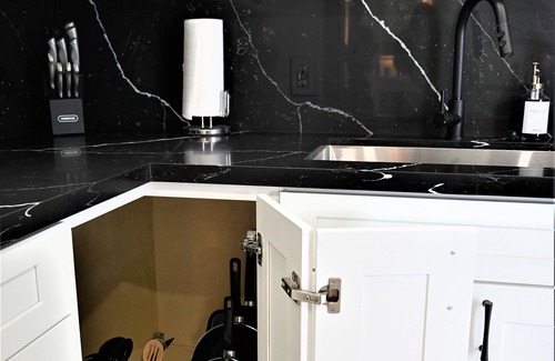 Buena Vista Apartment | 2 Bedroom Cozy Miami Villa w/Hot Tub - Walking distance to Wynwood Walls