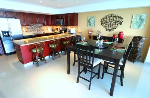 Cozumel Condo | 2 bedroom deluxe condo Palmar Condominiums