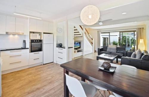 Noosa North Shore Apartment | 2 Bedroom Deluxe Patio Apartment