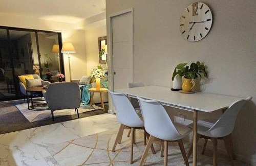 Christchurch Apartment | 2-bedroom ensuite, close to city, comfortable, accessible with own parking