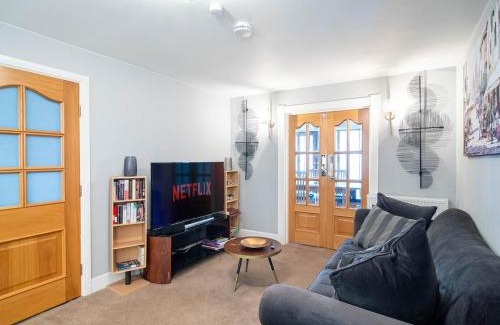 Woodseats Villa | 2 bedroom exclusive house in Sheffield