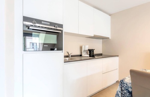 Koksijde-Bad Apartment | 2-bedroom flat with side sea view