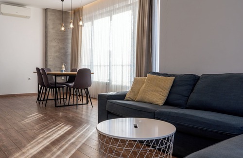Burgas Apartment | 2-bedroom fully equipped apartment in beautiful Burgas with Free Parking Spot