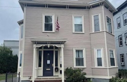 Salem Condo | 2 Bedroom Fully Furnished Waterfront Condo Long Term Rental 31 Days+