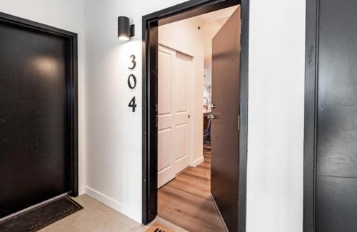 Mountain Shadows Apartment | 2 Bedroom Fully Furnished Luxury Apartment 304