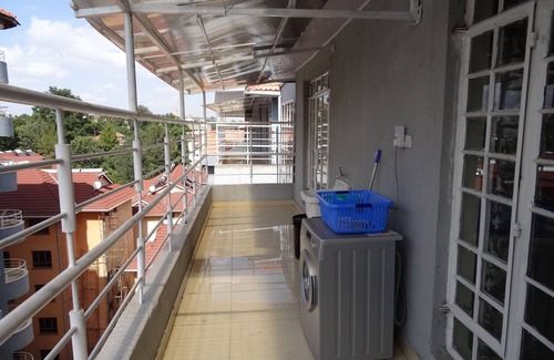 Thompson Estate Apartment | 2 bedroom furnished Penthouse apartment