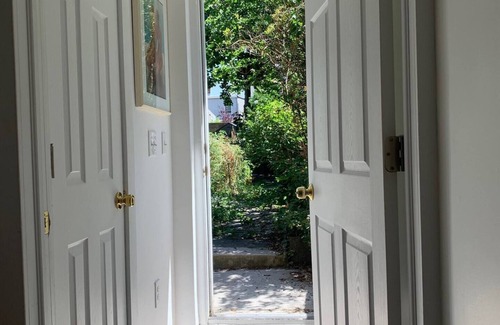 McGinley Square Apartment | 2-bedroom garden apartment in Town house in Jersey City with AC, WiFi