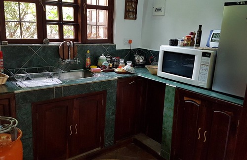 Arusha Cottage | 2 BEDROOM GARDEN COTTAGE ON WILDLIFE ESTATE