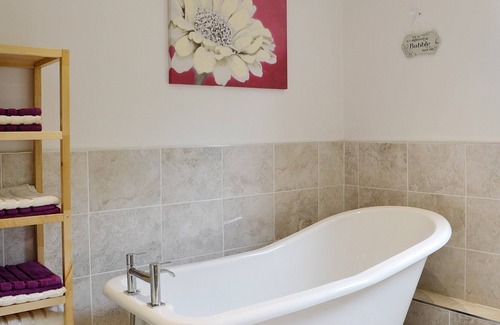 Dundonald Cottage | 2 bedroom accommodation in Dundonald near Troon