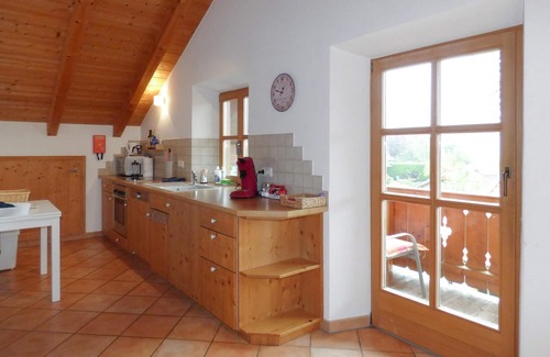 Aufhofen Apartment | 2 bedroom gorgeous apartment in Egling