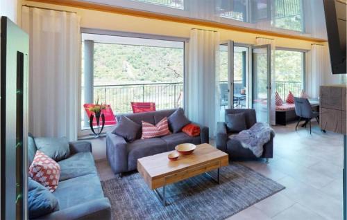 Kurrenberg Apartment | 2 Bedroom Gorgeous Apartment In Burgen