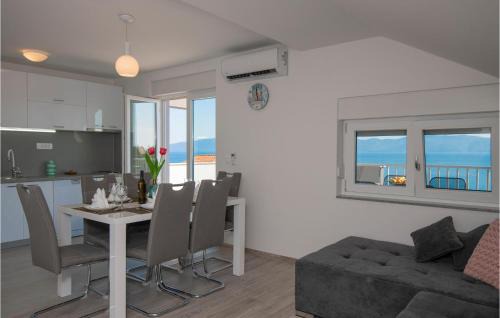Podaca Apartment | 2 Bedroom Gorgeous Apartment In Podaca