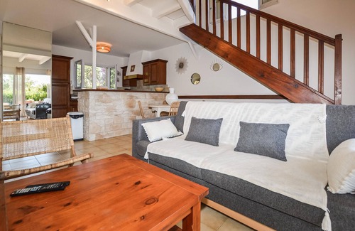 Prunete House | 2 bedroom gorgeous home in Prunete