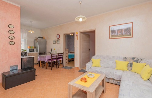 Vrgorac House | 2 bedroom gorgeous home in Umcani